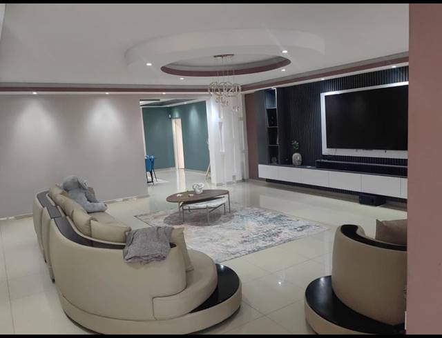 5 BEDROOM HOUSE FOR SALE IN THERESA PARK